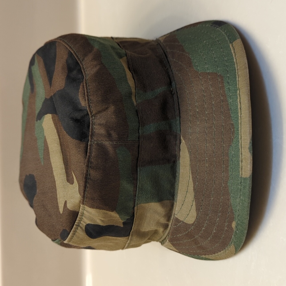 Camo Cap with Flap - Picture 4 of 7